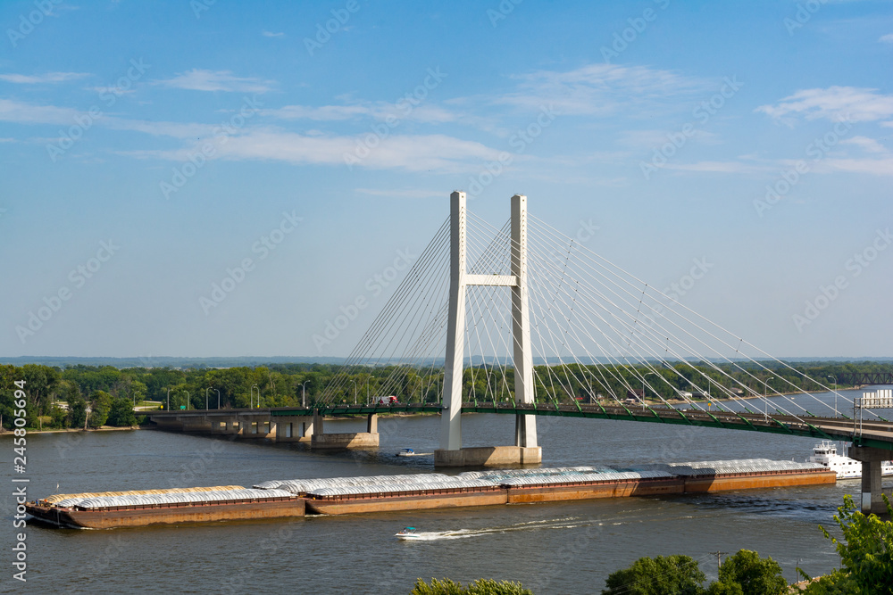 Obraz premium Great River Bridge