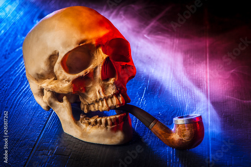 Harm of smoking. The skull ...