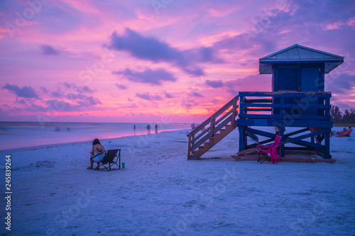 Purple sunset © Vivek
