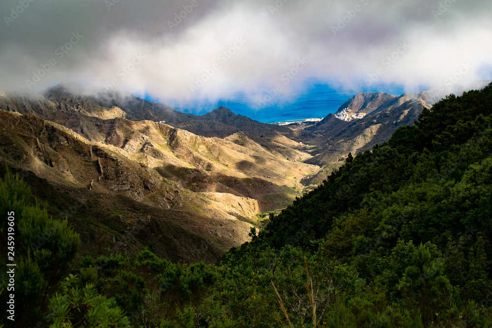 Fototapeta premium Anaga Landscape with Clouds