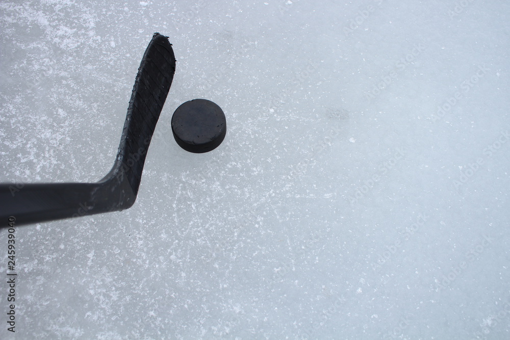 Obraz premium Puck, Schlittschuh, Schläger
