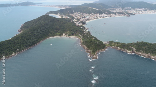 A Natureza de Bombinhas visto de Cima photo