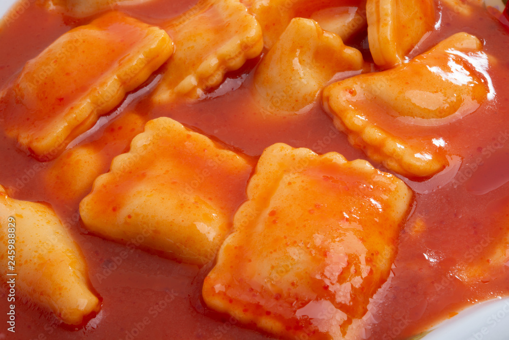 ravioli in tomato sauce