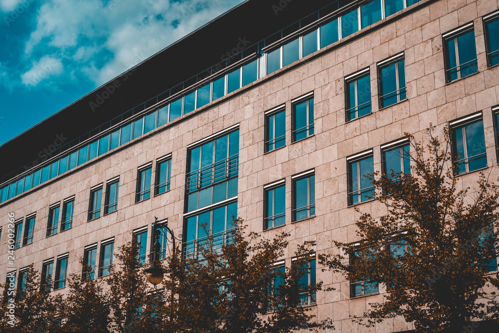 Fototapeta premium Large modern commercial office building