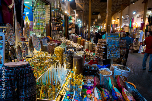 Konstfotografi Dubai is a city and emirate in the United Arab Emirates known for luxury shoppin