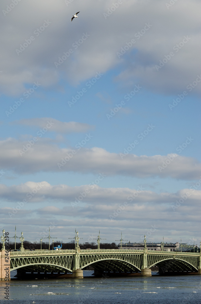 Fototapeta premium Trinity Bridge across the Neva river in Saint Petersburg, Russia