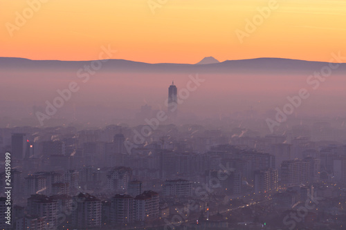 Duman Altında Şehir photo