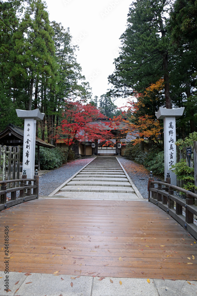 金剛峯寺山門