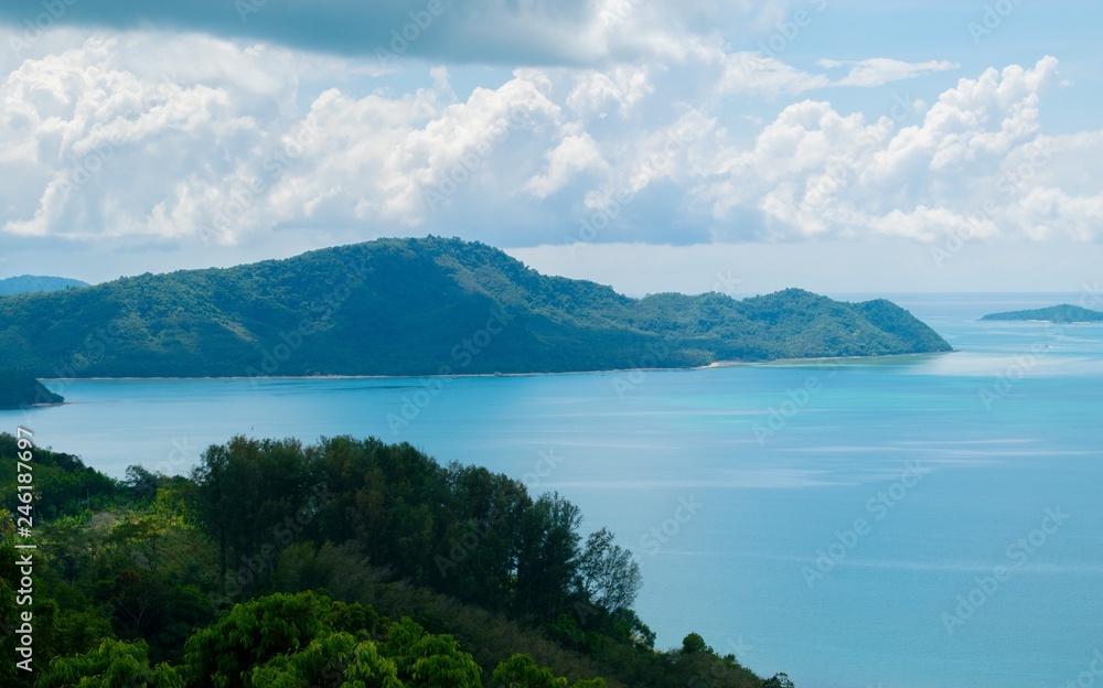 Panwa Viewpoint has full 360-degree views out over southern and eastern Phuket. Located on the way out to Cape Panwa. Panwa Viewpoint has full 360-degree views out over southern and eastern Phuket. Located on the way out to Cape Panwa.