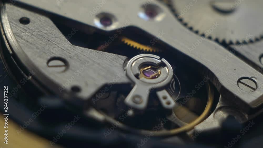 Mechanical clock mechanism gears Mechanical clock mechanism gears