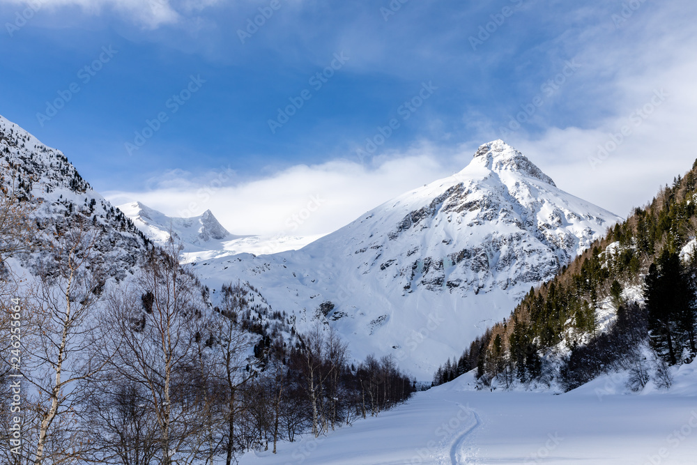 Grossvenediger and Innergschloess valley in winter
