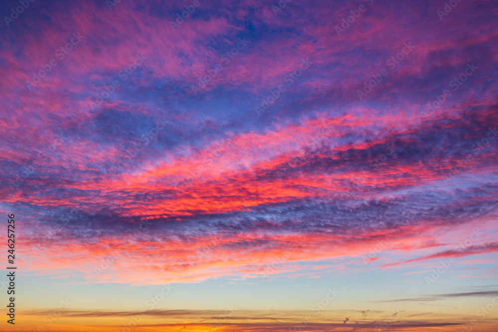 Fototapeta premium Colorful cloudscape at sunset
