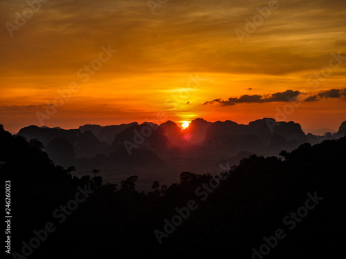 Coucher de Soleil sur la Thailande