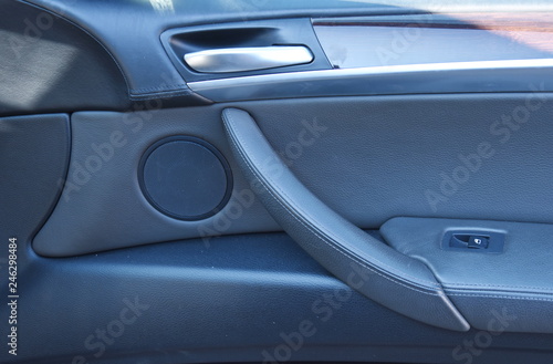 Car Interior - Armrest - Control panel © Laurenx