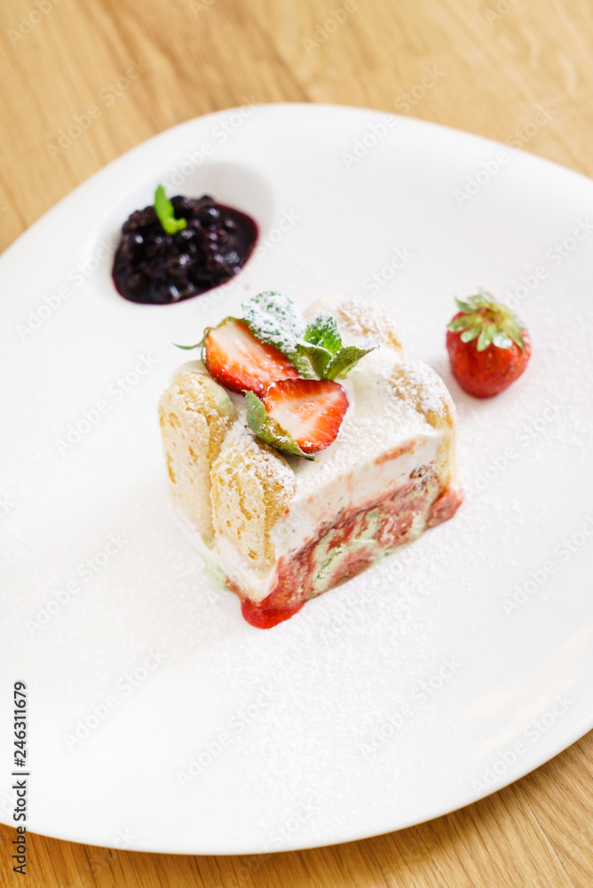 vanilla and berries ice cream loaf cake