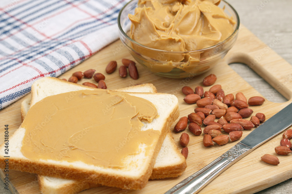 Sandwiches with peanut butter and peanuts Sandwiches with peanut butter and peanuts