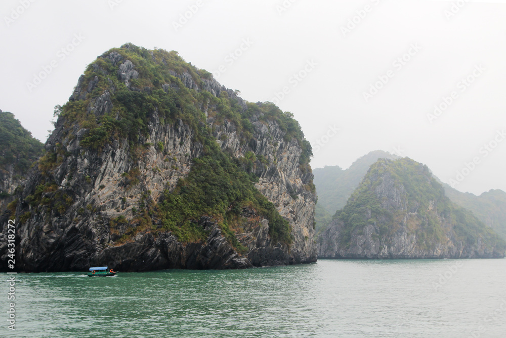 Obraz premium Ha Long bay, Vietnam 