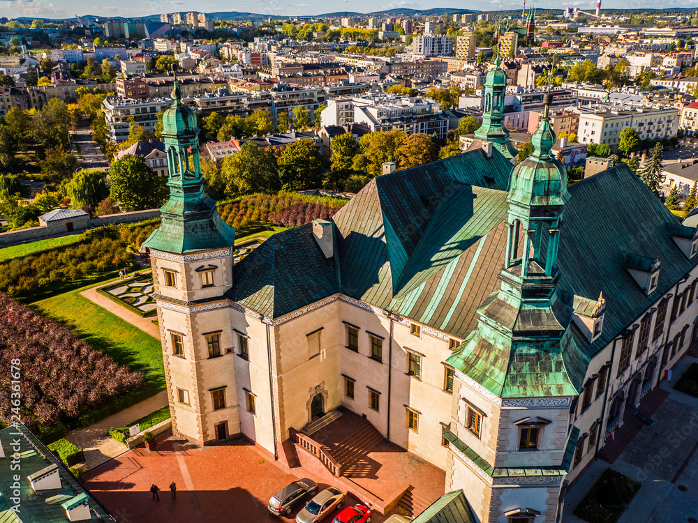 Muzeum Narodowe w Kielcach, Pałac Biskupów krakowskich