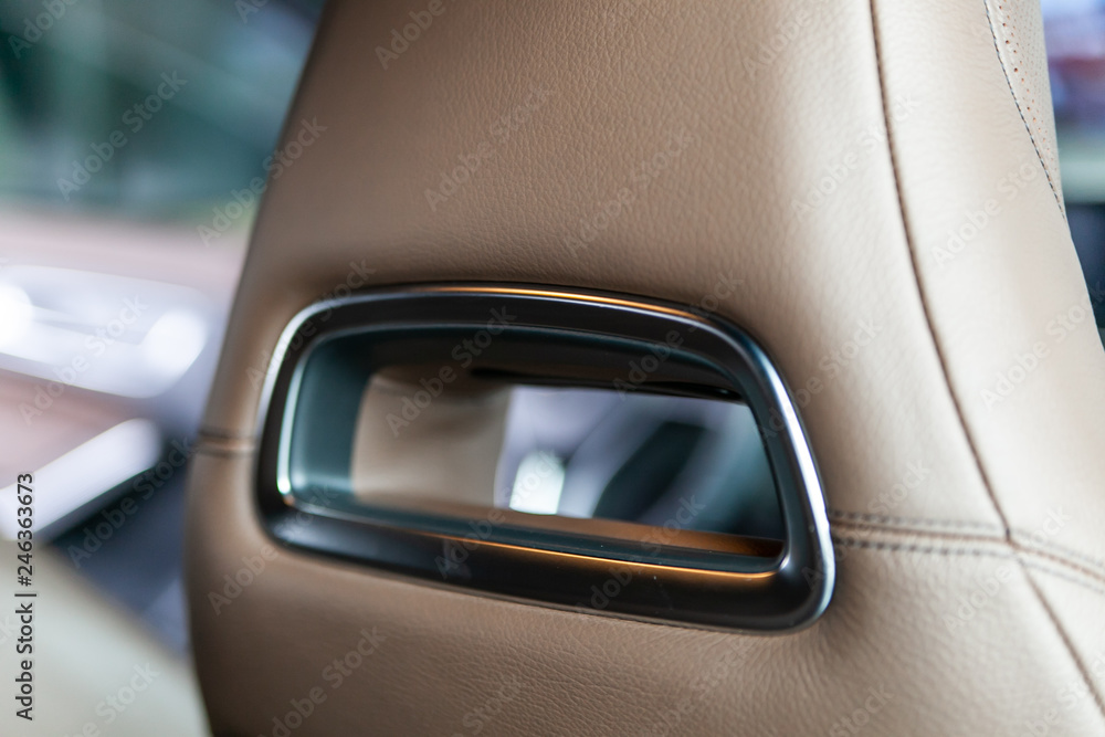 Luxury car design elements Luxury car design elements