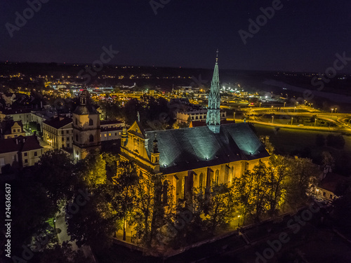 Obraz na płótnie Sandomierz Katedra nocą w salonie
