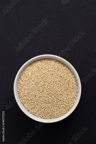 uncooked quinoa on bowl