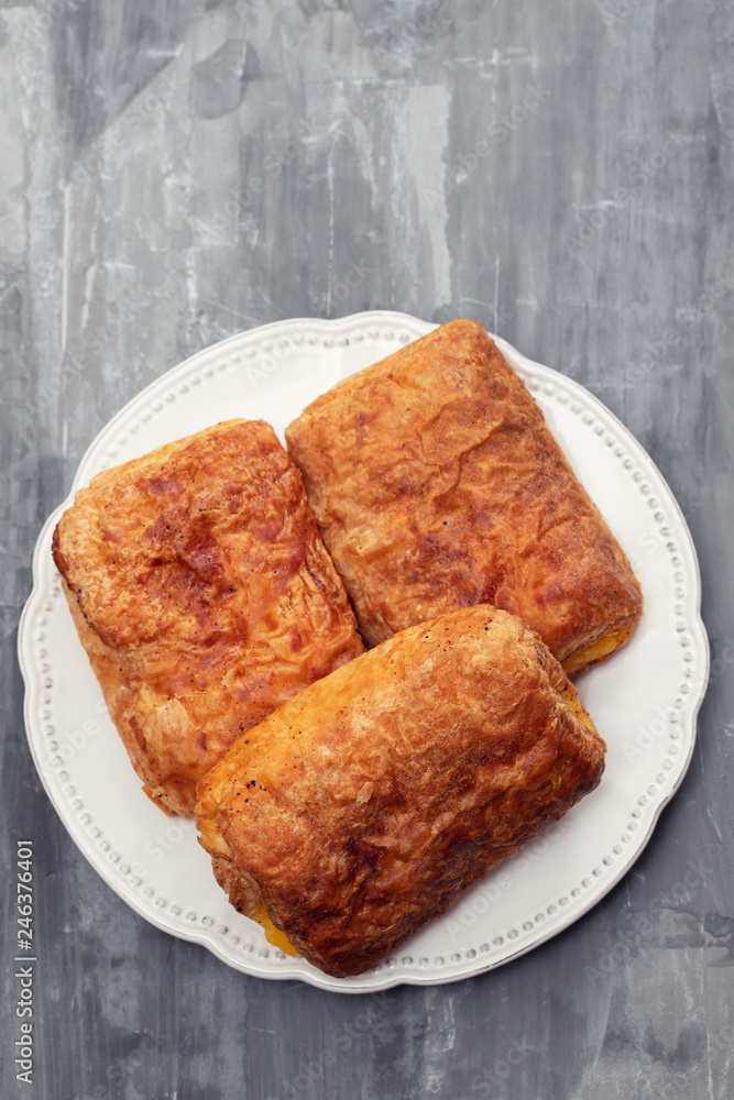 Puff pastry filled with egg cream Puff pastry filled with egg cream