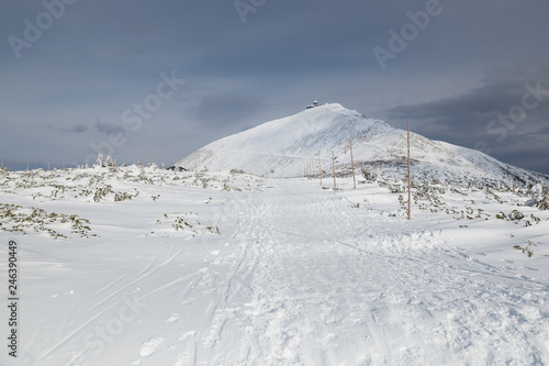 Peak of the Snezka mountain in winter (Krkonose) © Alexander Erdbeer