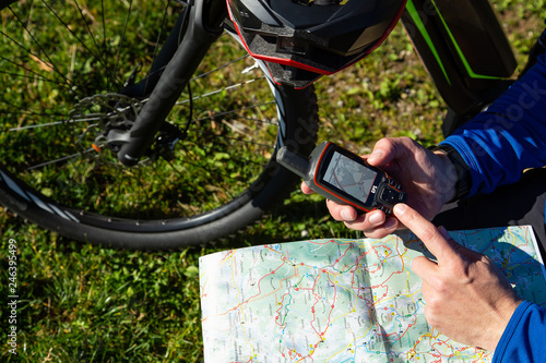 GPS vs. Landkarte - Fahrrad Tourenplanung