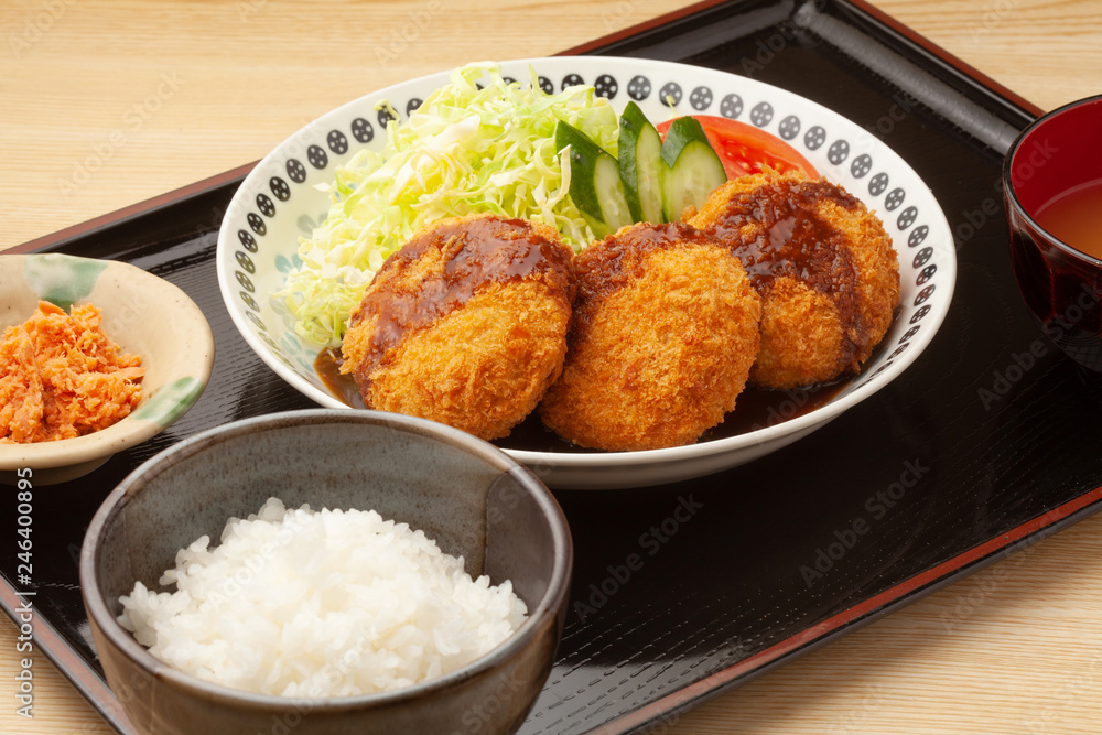 コロッケ定食