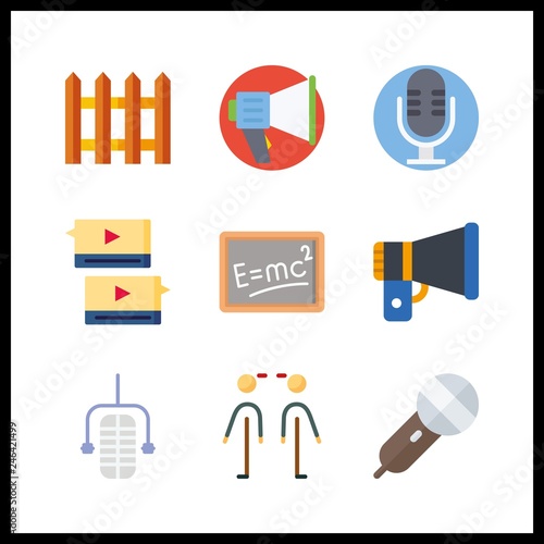 9 announcement icon. Vector illustration announcement set. speech bubbles and blackboard icons for announcement works