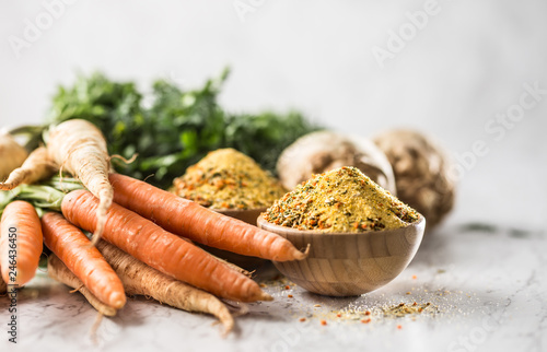 Obraz na plátně Seasoning spices condiment vegeta from dehydrated carrot parsley celery parsnips