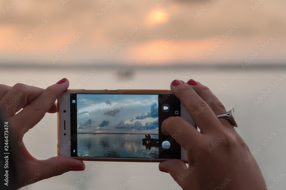 Sunset photography with a mobile
