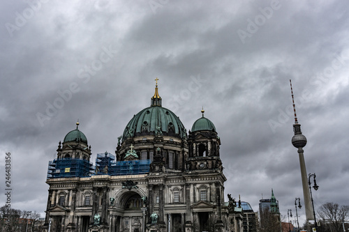Obraz na płótnie View of Berlin cathedral, Berliner Dom in a rainy day, Germany w salonie