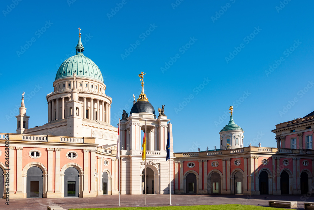 Potsdam die Kuppel der Nikolaikirche
