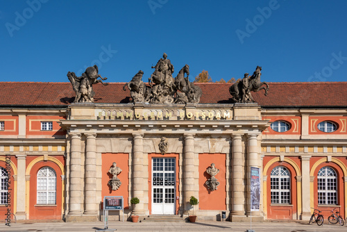 Stadtschloß Potsdam ursprünglich Orangerie, unter Friedrich Wilhelm I zum Pferdestall (Marstall) umgebaut. Hete beherbergt es das Podsdamer Filmmuseum photo
