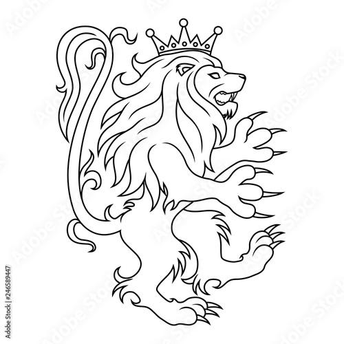 Fototapeta Naklejka Na Ścianę i Meble -  Lion in a crown on a white background.