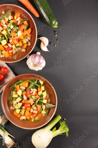 minestrone, vegetable soup