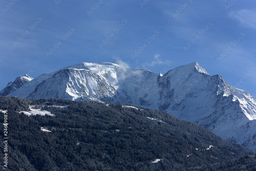 Massif du Mont-Blanc. / Massif of Mont Blanc.
