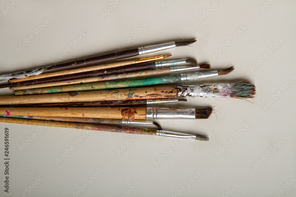 Obraz premium Old dirty brushes