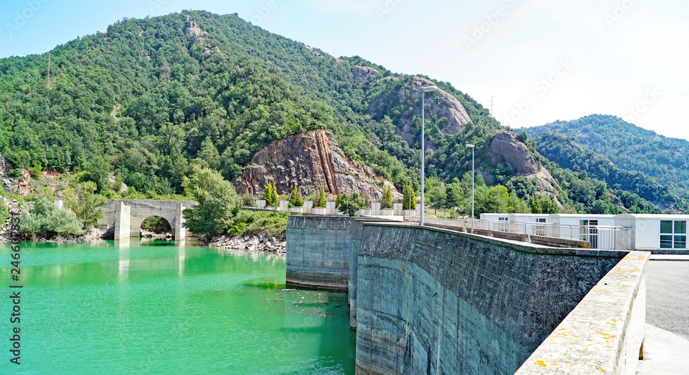 Embalse de La Baells, Barcelona, Catalunya, España Embalse de La Baells, Barcelona, Catalunya, España