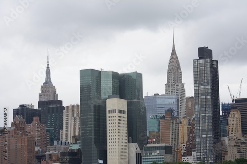 new york city skyline © Artur