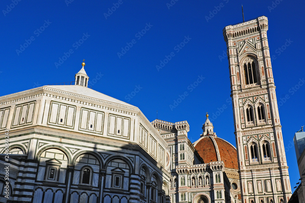 Firenze, la Basilica di Santa Maria del Fiore e Campanile di Giotto