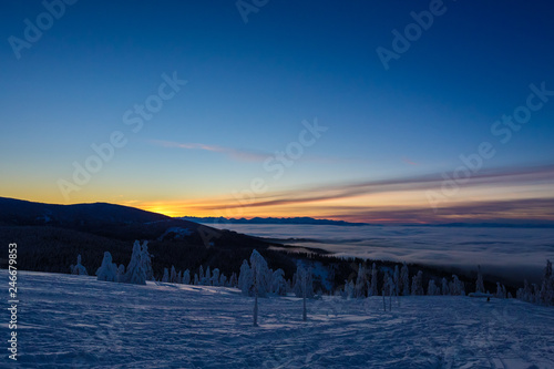 Fototapeta Naklejka Na Ścianę i Meble -  Winter trekking Beskidy mountains Rysianka