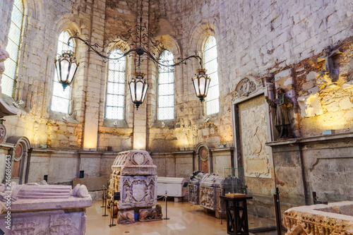 Fotografi Lisbon, Portugal Carmo Chruch Convent stone sarcophagi exhibits