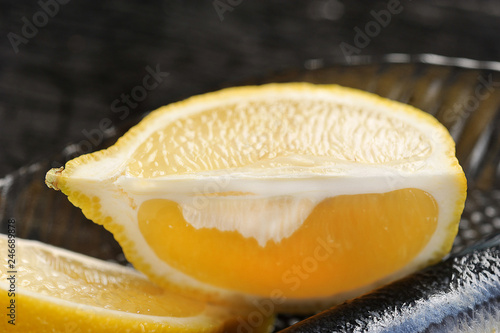 quarter lemon and raw saury