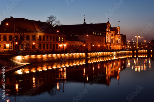 Miasto o zmierzchu; Wrocław - ulica Grodzka