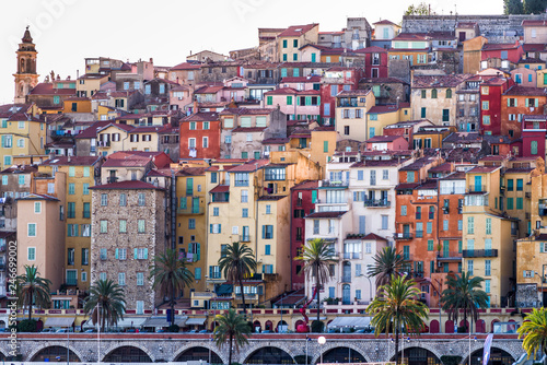 Fototapeta Naklejka Na Ścianę i Meble -  Menton, la vieille ville