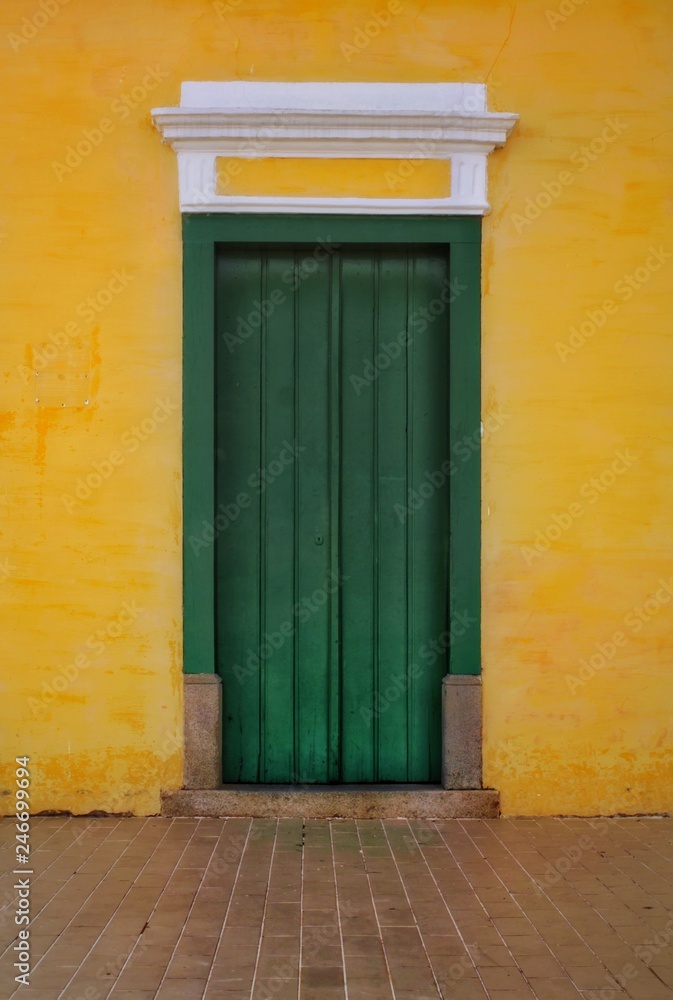 Fototapeta premium Prayers door