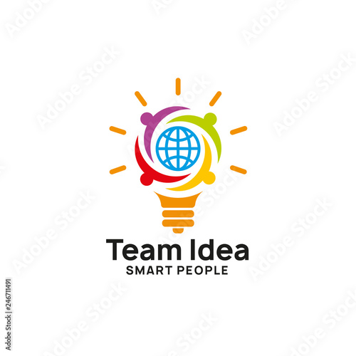 teamwork creative idea logo design template. bulb icon symbol design