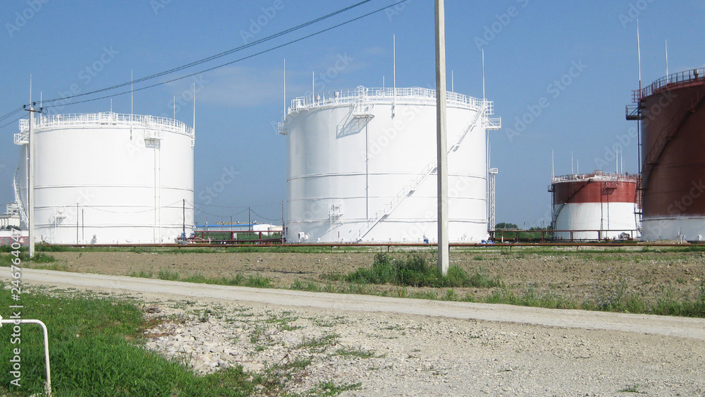 Tank the vertical steel. Capacities for storage of oil products Tank the vertical steel. Capacities for storage of oil products